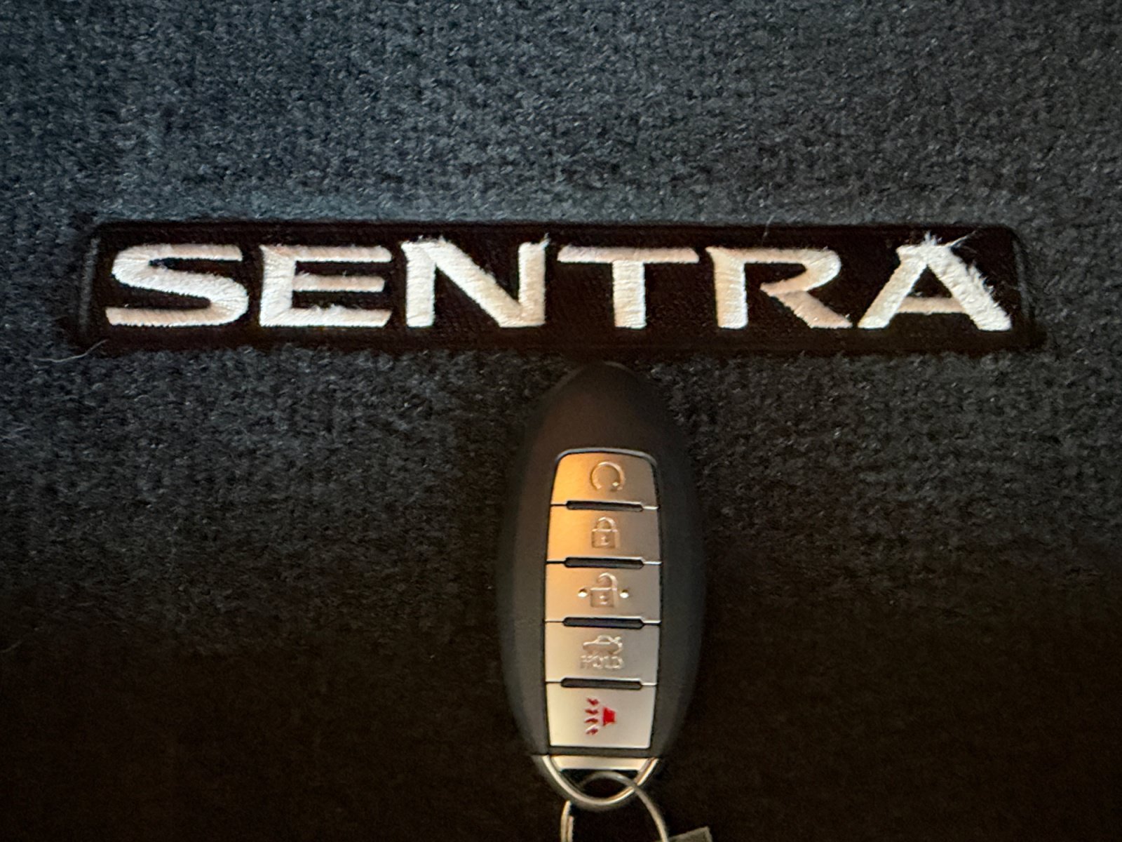 Used 2025 Nissan Sentra SV w/ All-Weather Package FWD image 31
