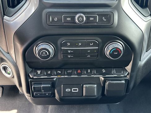 Used 2024 Chevrolet Silverado 2500 Custom w/ Custom Value Package image 20