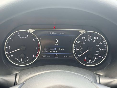 Used 2024 Nissan Sentra SV FWD image 23