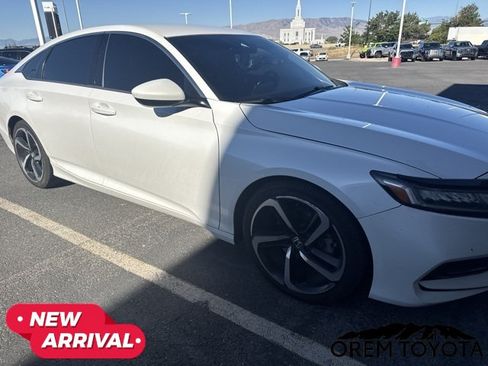 Used 2019 Honda Accord Sport image 11