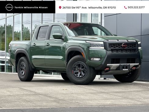 Used 2025 Nissan Frontier PRO-4X AWD/4WD image 1