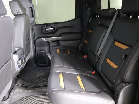 Used 2020 GMC Sierra 1500 AT4 w/ AT4 Premium Package AWD/4WD image 8