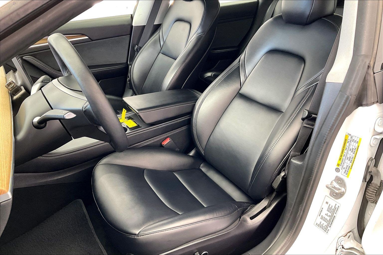 Used 2022 Tesla Model 3 Long Range AWD/4WD image 17