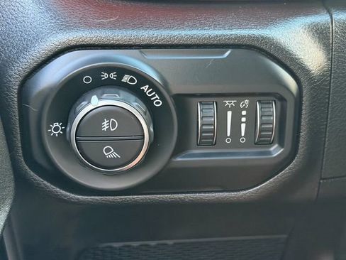 Used 2021 Jeep Gladiator Rubicon AWD/4WD image 32