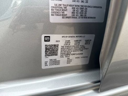Used 2024 GMC Sierra 2500 AT4 w/ AT4 Premium Plus Package AWD/4WD image 16
