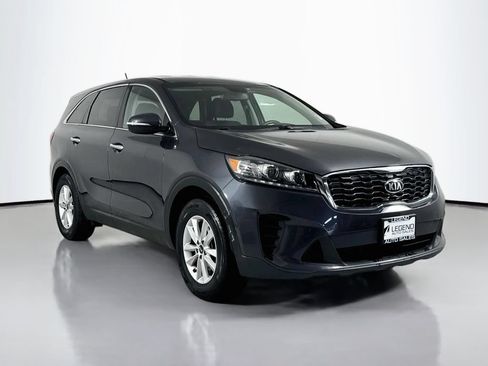Used 2019 Kia Sorento FWD image 4