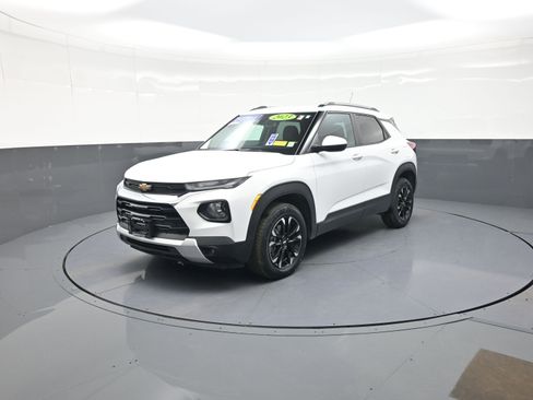 Used 2023 Chevrolet TrailBlazer LT w/ Convenience Package image 7