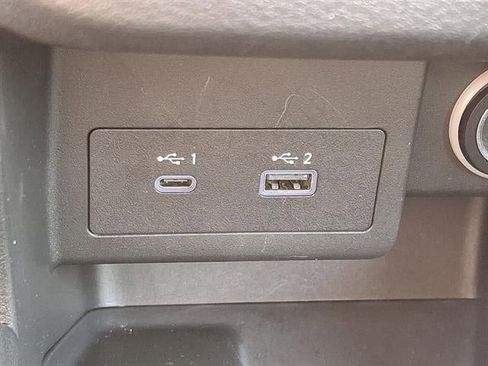 Certified 2024 Nissan Kicks SV image 23