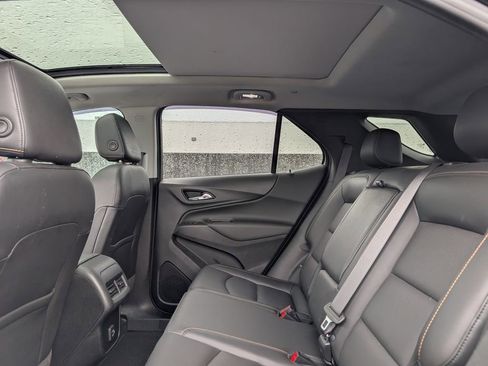 Used 2021 Chevrolet Equinox LT image 10