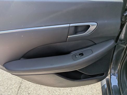 Used 2022 Hyundai Sonata SEL w/ Preferred Accessory Package FWD image 28