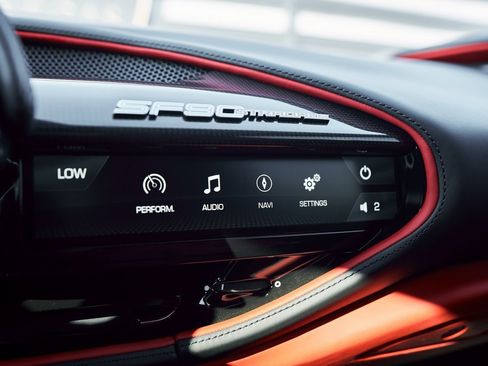 Used 2022 Ferrari SF90 Stradale image 71