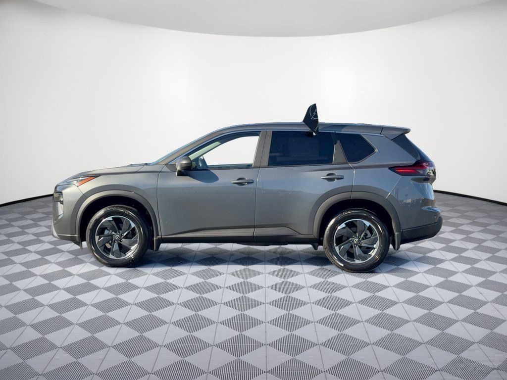 Certified 2025 Nissan Rogue SV FWD image 3