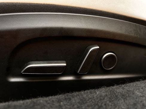 Used 2025 Tesla Model 3 Long Range image 23