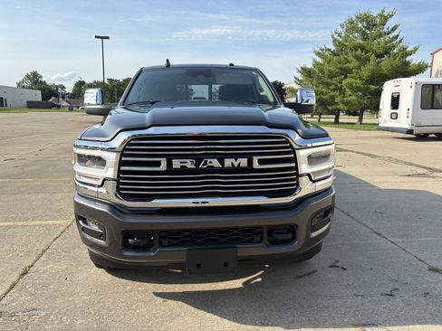 Used 2024 RAM 2500 Laramie w/ Safety Group AWD/4WD image 3