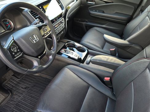 Used 2021 Honda Pilot Black Edition image 10