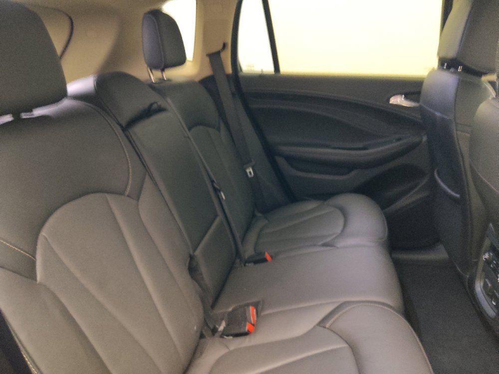 Used 2017 Buick Envision Essence FWD image 18