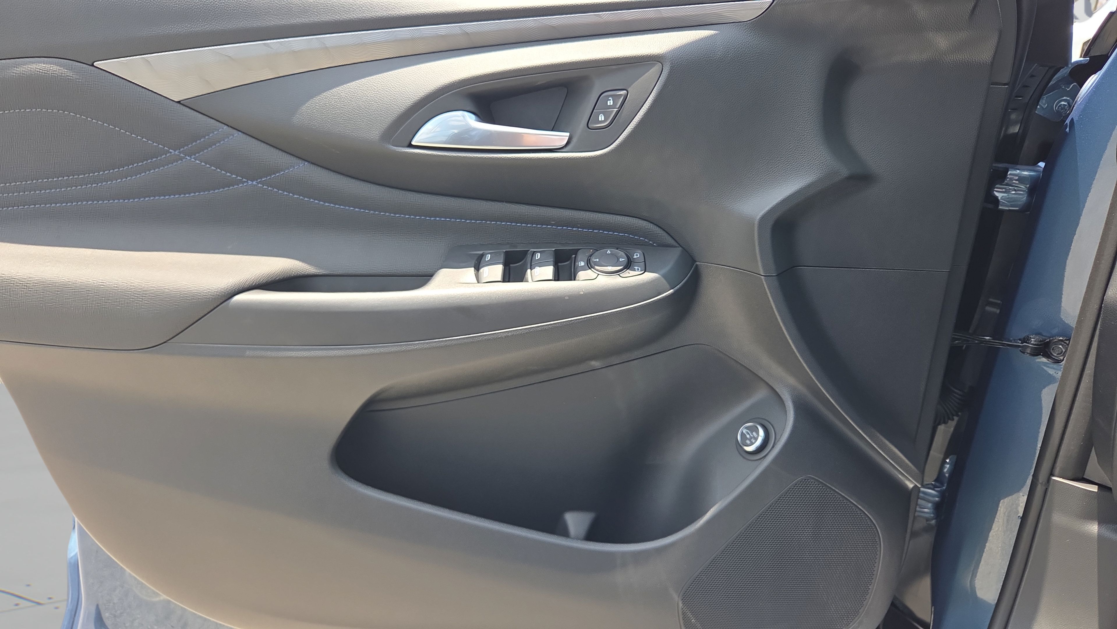 New 2026 Buick Envista Sport Touring w/ Convenience I Package FWD image 30