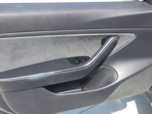 Used 2019 Tesla Model 3 Long Range RWD image 13