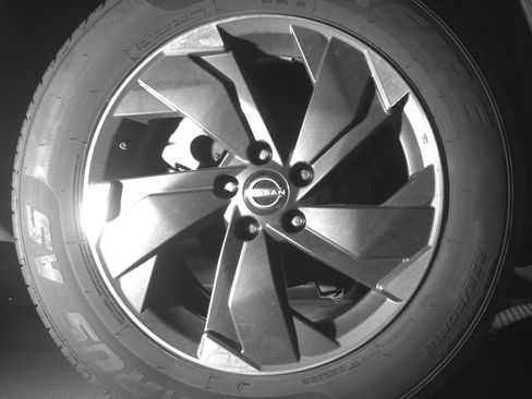 Used 2025 Nissan Rogue SV image 15