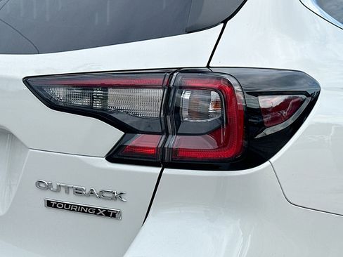 Used 2022 Subaru Outback Touring XT image 30