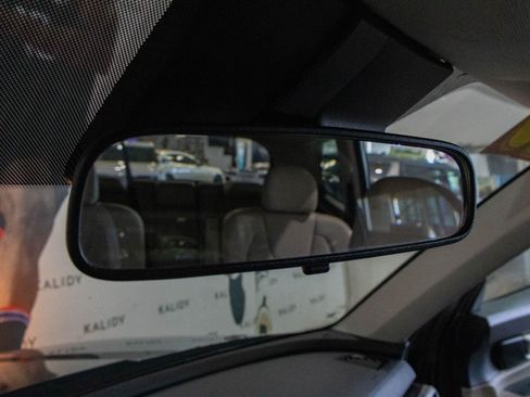 Used 2025 Kia Telluride S FWD image 13