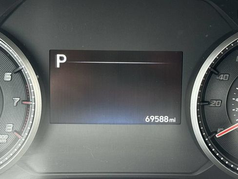Used 2023 Hyundai Santa Fe SE AWD/4WD image 15
