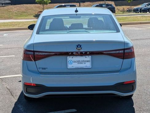 New 2026 Volkswagen Jetta SE FWD image 5