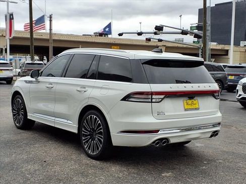 New 2025 Lincoln Aviator Black Label image 4