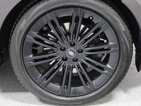 Used 2023 Land Rover Range Rover Long Wheelbase First Edition image 44