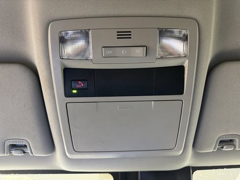 Used 2022 Toyota Tacoma SR5 image 37