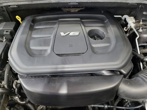 Used 2018 Jeep Grand Cherokee Altitude AWD/4WD image 30