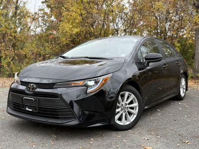 Used 2025 Toyota Corolla LE