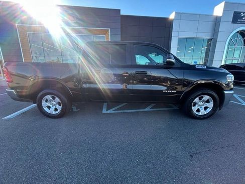 Used 2025 RAM 1500 Big Horn AWD/4WD image 11