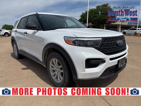 Used 2021 Ford Explorer 2WD image 1