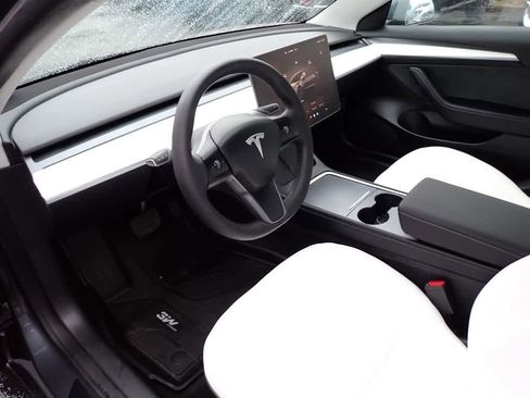 Used 2023 Tesla Model 3 Long Range image 18