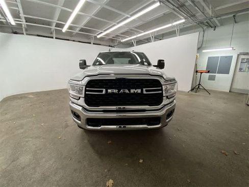 Used 2024 RAM 2500 Big Horn image 9