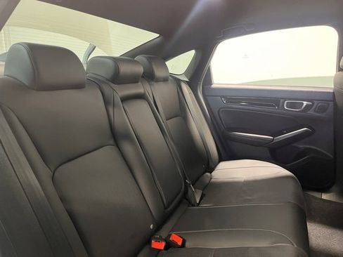 Used 2025 Honda Civic Sport Touring image 13