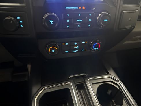Used 2020 Ford F150 XL w/ Equipment Group 101A Mid AWD/4WD image 23