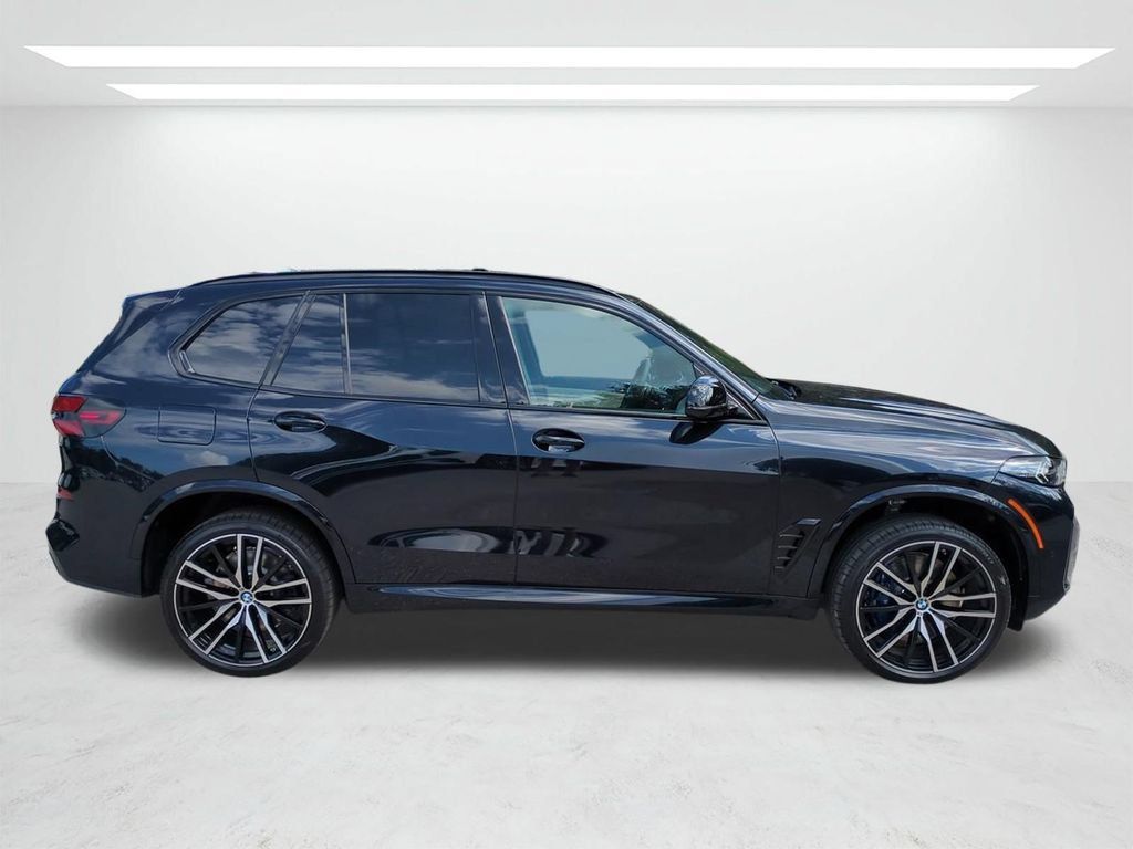 New 2026 BMW X5 M60i AWD/4WD image 3