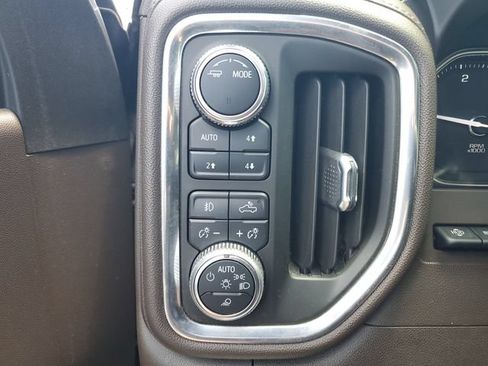 Used 2021 GMC Sierra 2500 Denali w/ Denali Black Diamond Edition AWD/4WD image 21