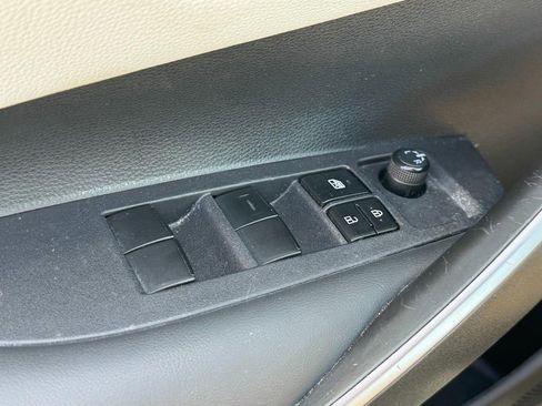 Used 2024 Toyota Corolla SE image 21