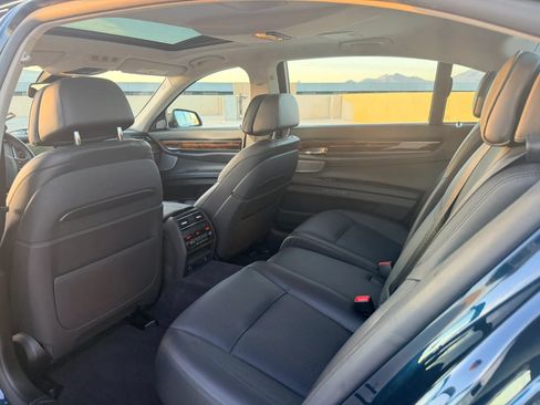 Used 2014 BMW 750Li RWD image 15