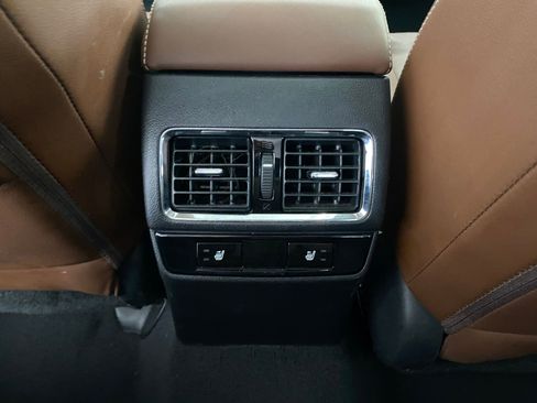 Used 2017 Subaru Outback 3.6R Touring image 30