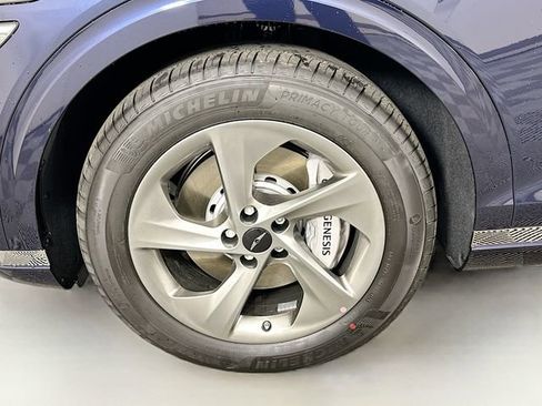 New 2026 Genesis GV70 2.5T Advanced w/ G1 Accessory Package AWD/4WD image 23