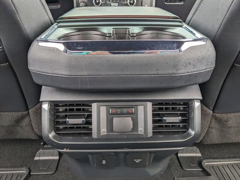 Used 2022 Ford F150 Lariat w/ Equipment Group 502A High image 47