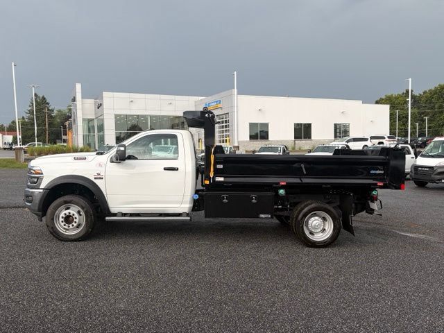 New 2026 RAM 5500 Tradesman w/ Chrome Appearance Group AWD/4WD image 3