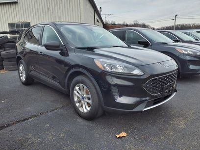 Used 2022 Ford Escape SE w/ Cold Weather Package