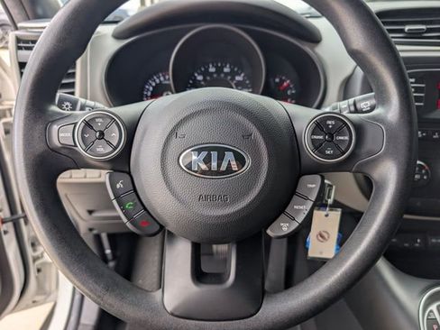 Used 2014 Kia Soul image 12