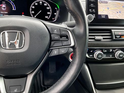 Used 2020 Honda Accord Touring image 24