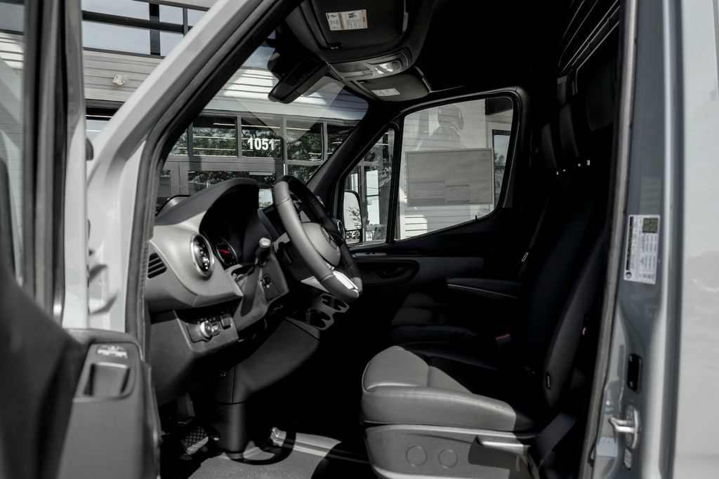 New 2026 Mercedes-Benz Sprinter 2500 image 12